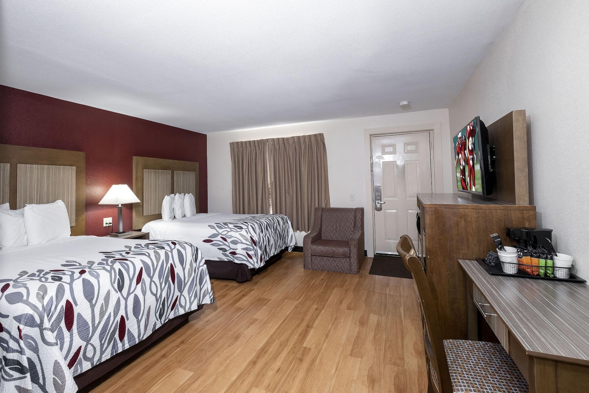 Red Roof Inn Neptune - Jersey Shore Exterior photo